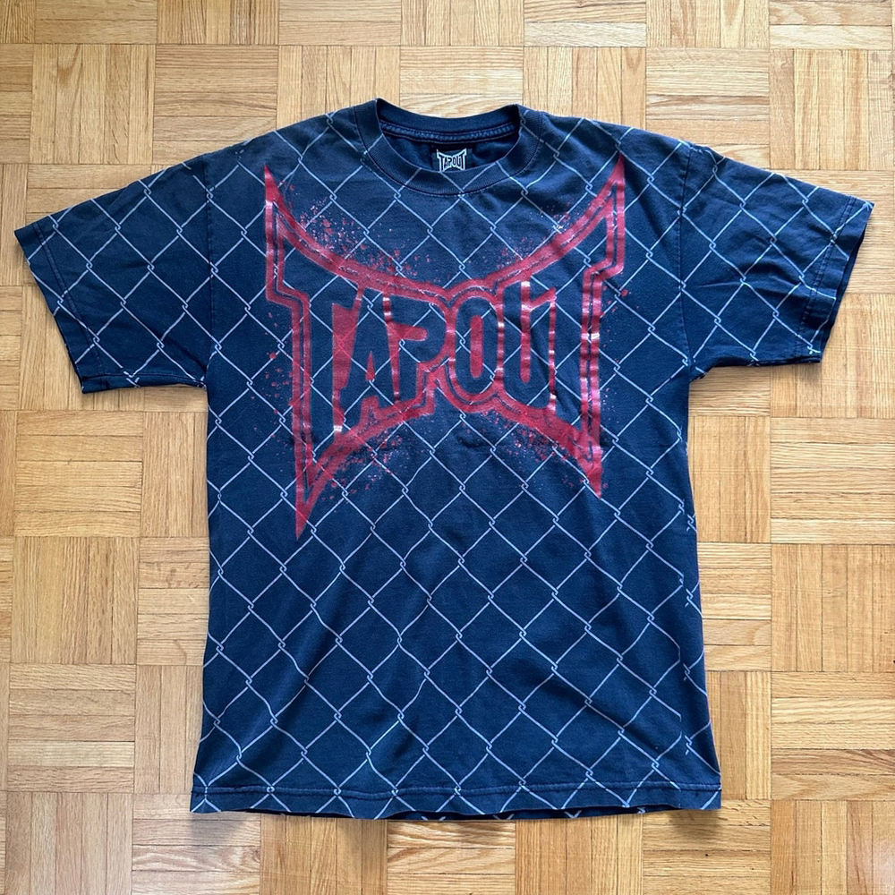 Vintage y2k Tapout Double sided Fence logo shirt Size Medium
